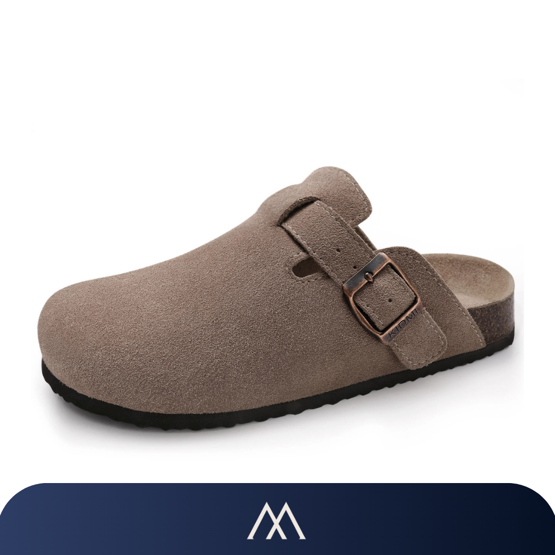 sandália clog camurça marrom com fivela lateral
