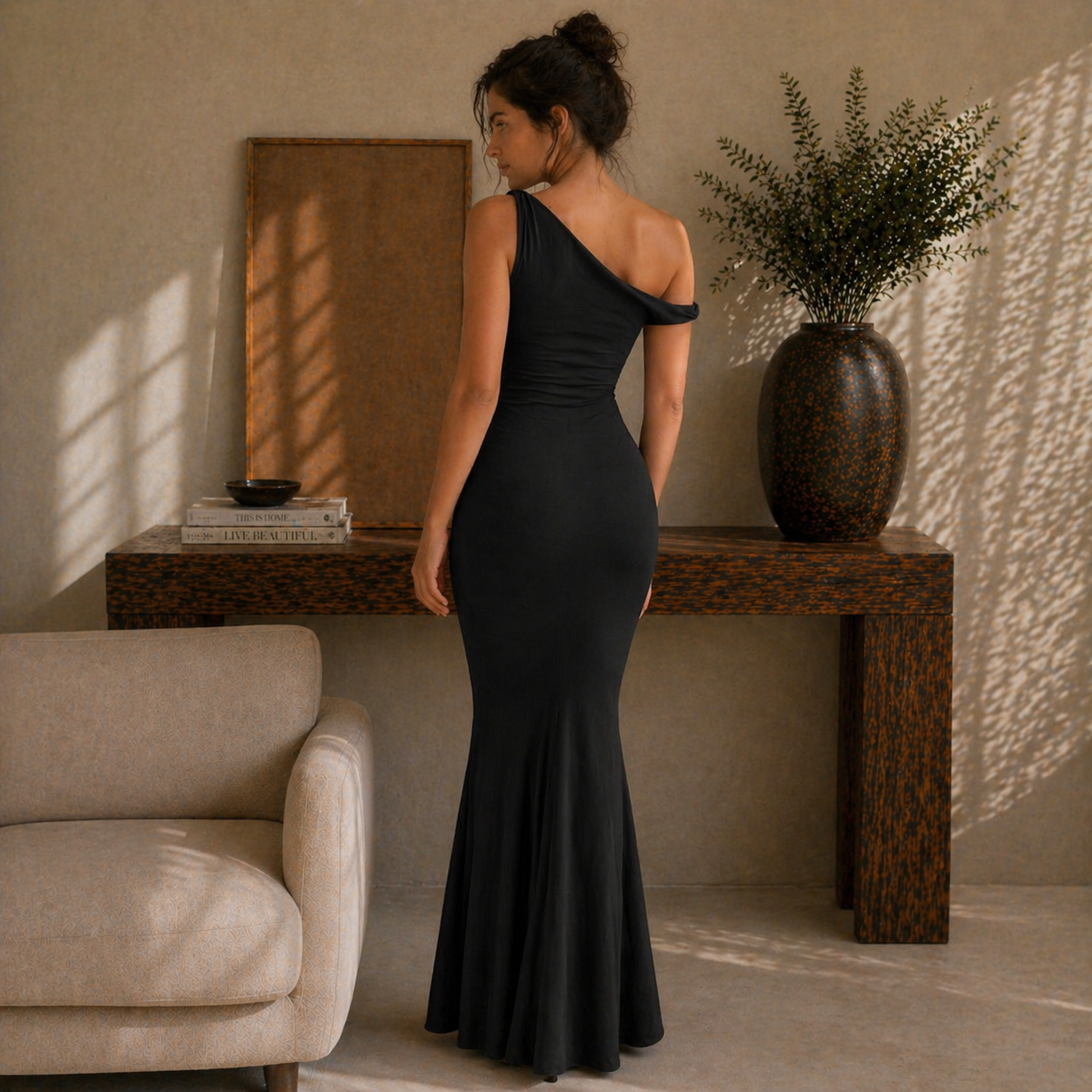 Vestido Feminino Amalvi Capri One Shoulder