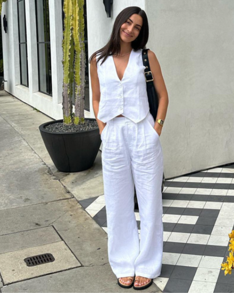 Luisa com o conjunto Milano em linho